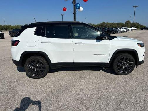 2026 Jeep Compass Limited Altitude