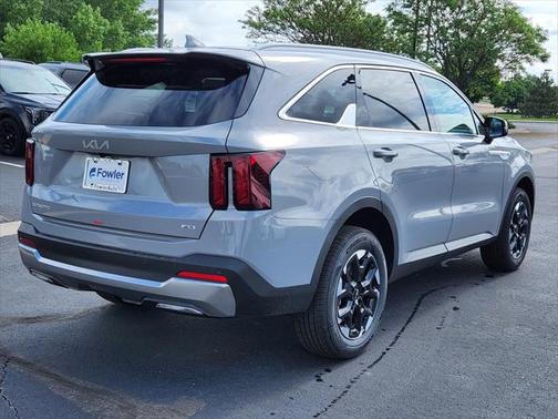 2025 Kia Sorento S