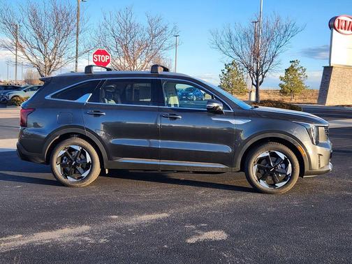 2026 Kia Sorento Plug-In Hybrid EX