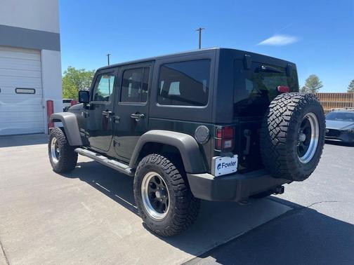 Natural Green Pearlcoat 2012 Jeep Wrangler Unlimited Sport