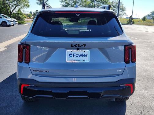 2026 Kia Sorento SX