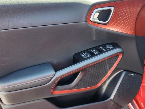 2025 Kia Soul GT-Line