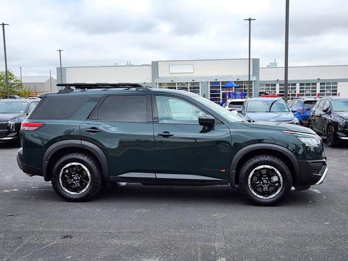 Obsidian Green Pearl 2024 Nissan Pathfinder Rock Creek 4WD