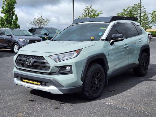 Lunar Rock/Ice Edge Roof 2019 Toyota RAV4 Adventure