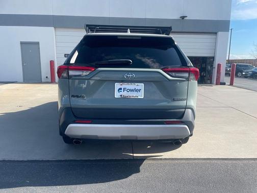 Lunar Rock/Ice Edge Roof 2019 Toyota RAV4 Adventure