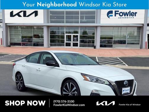 Glacier White 2022 Nissan Altima SR FWD