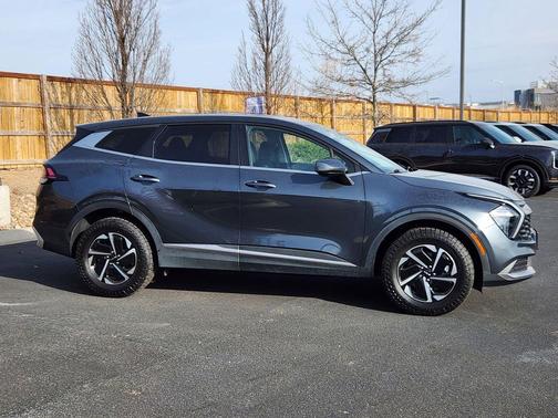 2023 Kia Sportage Hybrid LX