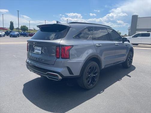 2021 Kia Sorento SX