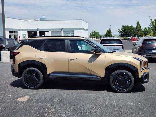 Terrain Brown 2027 Kia Seltos X-Line SX