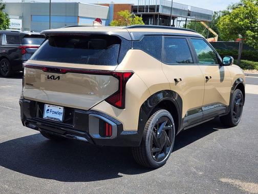 Terrain Brown 2027 Kia Seltos X-Line SX