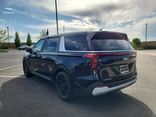 2025 Kia Carnival LXS