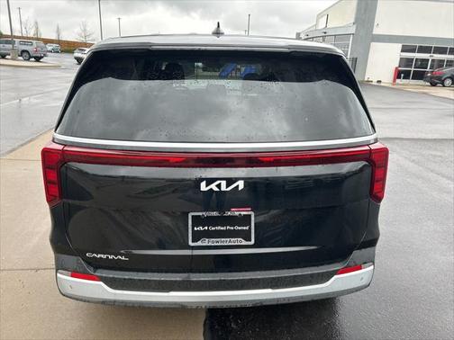 2025 Kia Carnival LXS