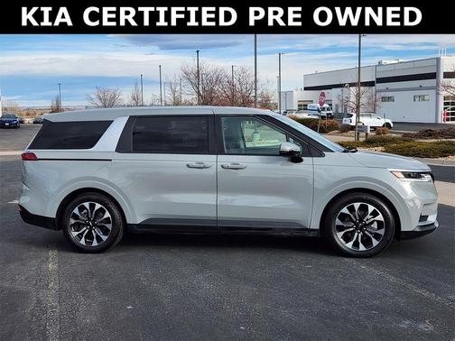 2022 Kia Carnival EX