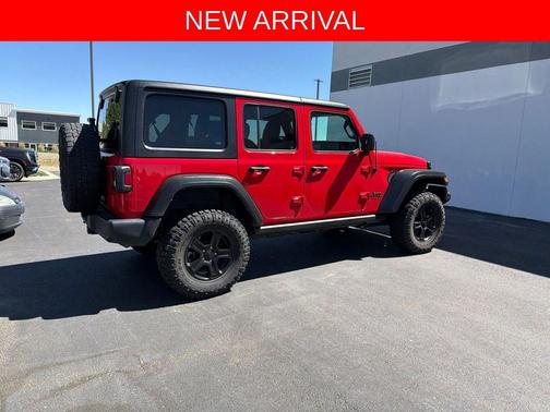 Firecracker Red Clearcoat 2022 Jeep Wrangler Unlimited Sport