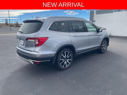 2019 Honda Pilot Touring 8-Passenger