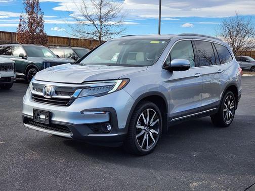 2019 Honda Pilot Touring 8-Passenger