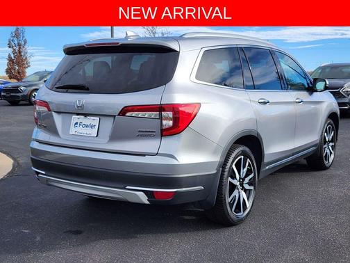 2019 Honda Pilot Touring 8-Passenger