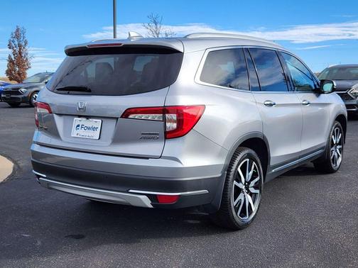 2019 Honda Pilot Touring 8-Passenger