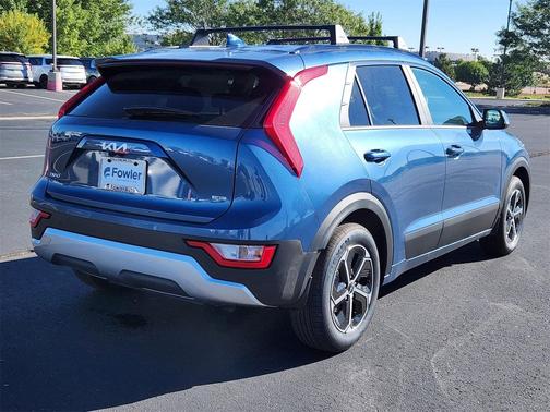 2025 Kia Niro EX