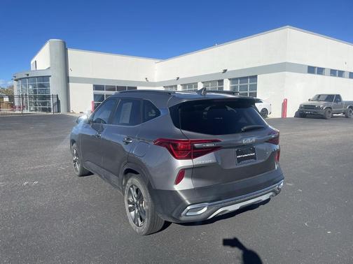 2023 Kia Seltos S
