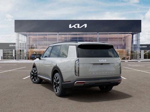 Ivory Silver 2027 Kia Telluride S