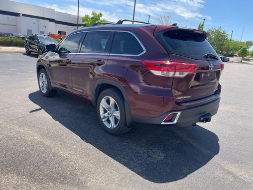 Ooh La La Rouge Mica 2018 Toyota Highlander Limited