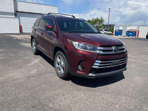 Ooh La La Rouge Mica 2018 Toyota Highlander Limited