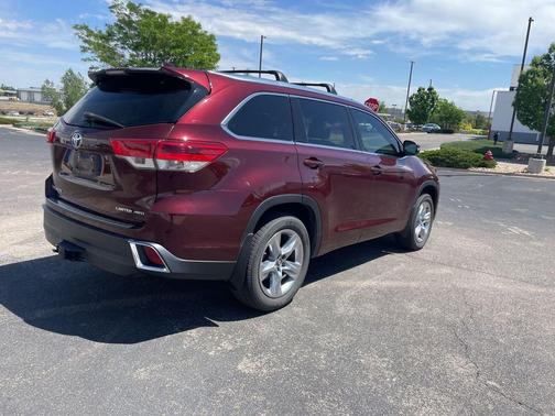 Ooh La La Rouge Mica 2018 Toyota Highlander Limited
