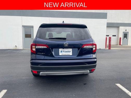 Blue 2022 Honda Pilot 2WD EX-L