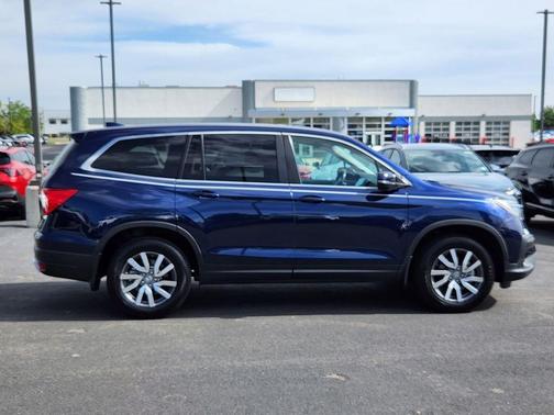 Blue 2022 Honda Pilot 2WD EX-L