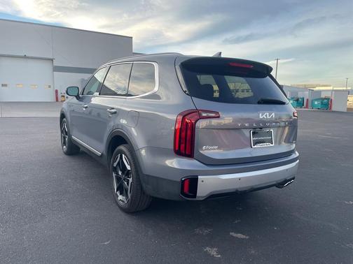 2024 Kia Telluride S