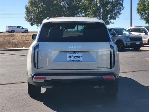 Ivory Silver 2027 Kia Telluride Hybrid SX Prestige
