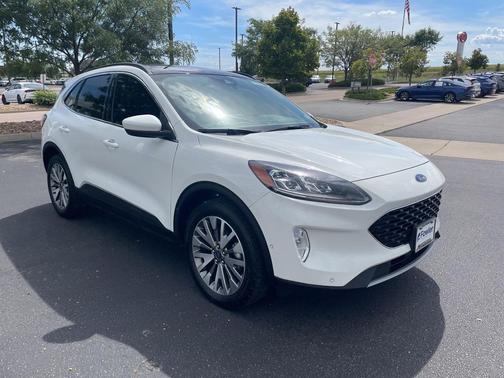2021 Ford Escape Titanium