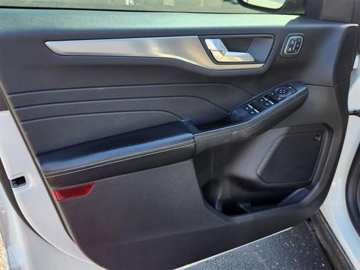 2021 Ford Escape Titanium