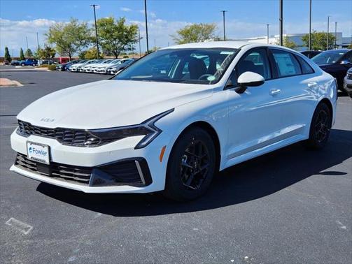2025 Kia K5 LXS
