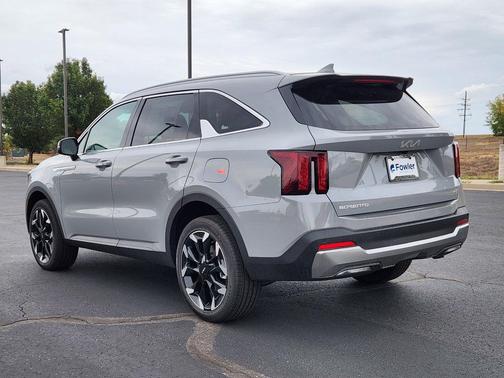Wolf Gray 2026 Kia Sorento EX