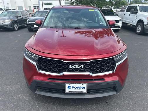 2022 Kia Sorento LX