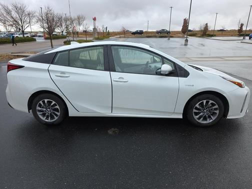 2022 Toyota Prius Limited