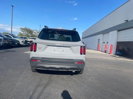 Wolf Gray 2023 Kia Sorento EX