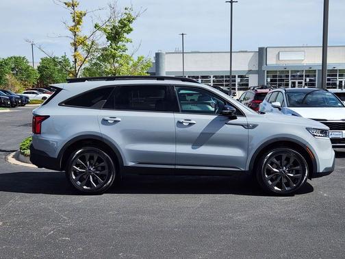 Wolf Gray 2023 Kia Sorento EX