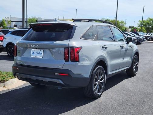 Wolf Gray 2023 Kia Sorento EX