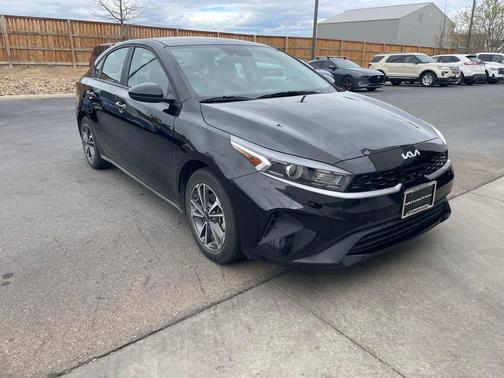 Aurora Black 2023 Kia Forte LXS