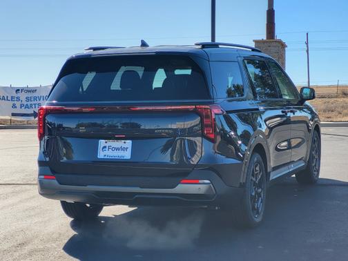 Deep Chroma Blue 2027 Kia Carnival EX