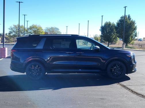 Deep Chroma Blue 2027 Kia Carnival EX