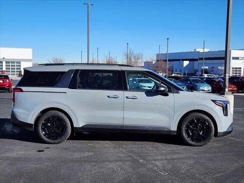 2025 Kia Carnival Hybrid SX