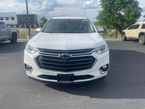 Summit White 2019 Chevrolet Traverse Premier