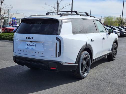Glacial White Pearl 2027 Kia Telluride X-Line SX