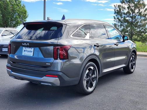 2025 Kia Sorento Hybrid EX