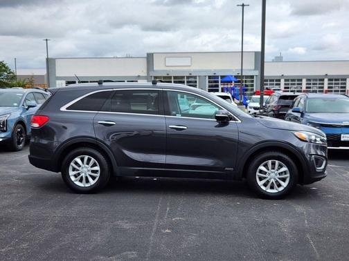 Platinum Graphite 2017 Kia Sorento LX