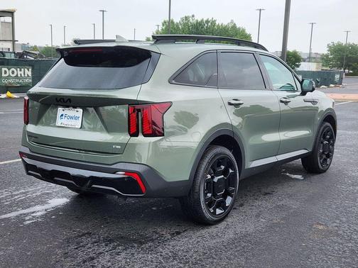 Jungle Green 2026 Kia Sorento SX